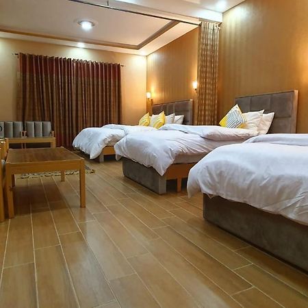 Royal Hotel Наран Экстерьер фото