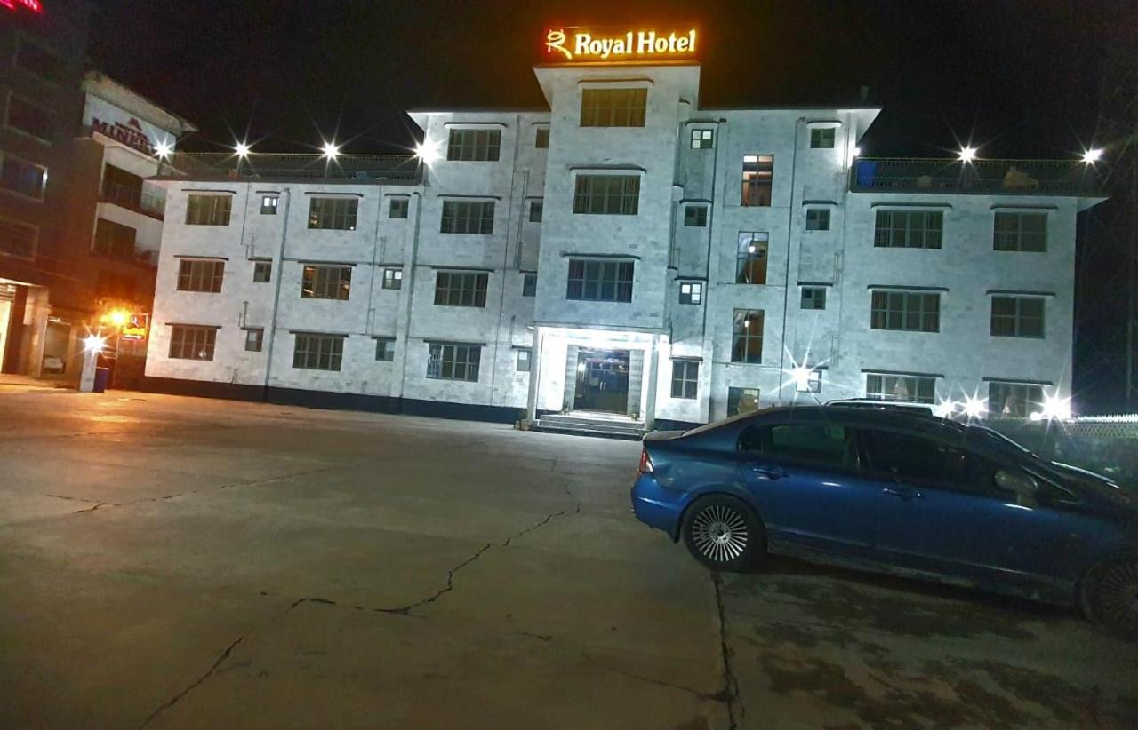 Royal Hotel Наран Экстерьер фото